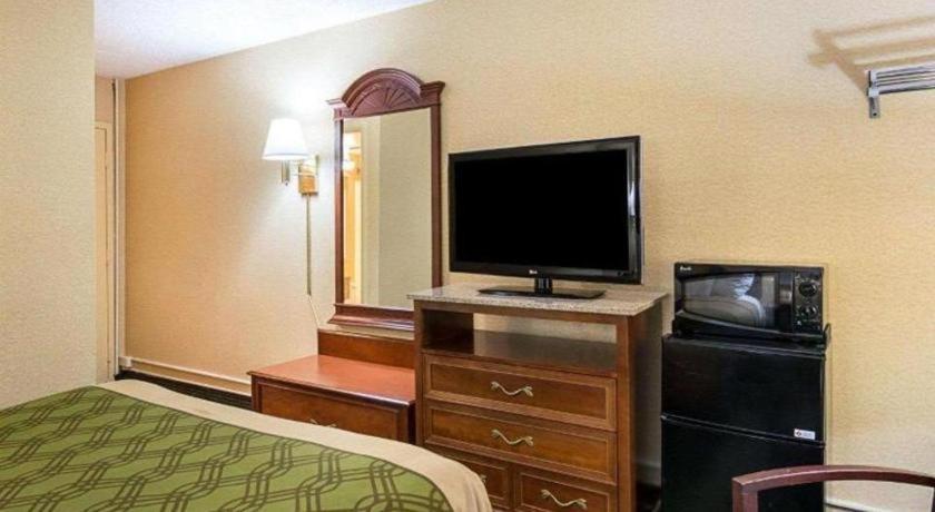 Econo Near Quantico Marine Base Hotel 2*