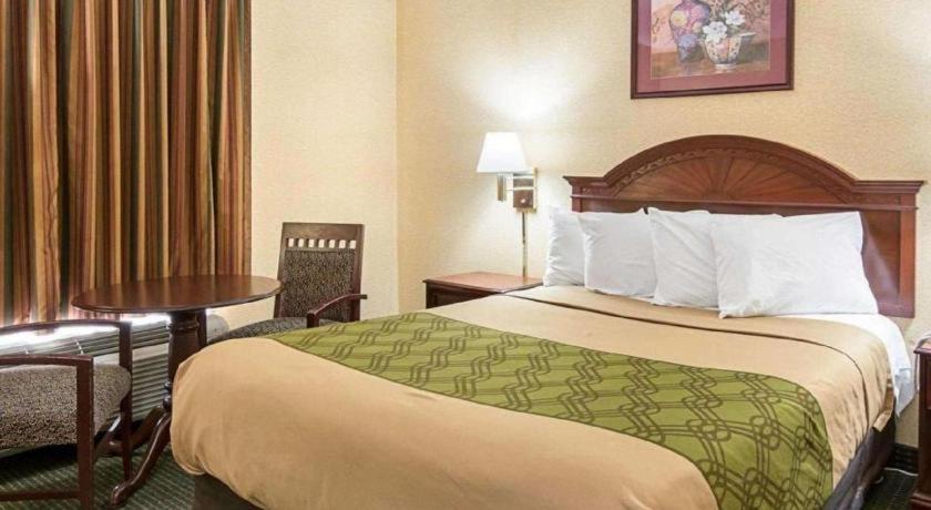 Hotel Econo Near Quantico Marine Base 2*